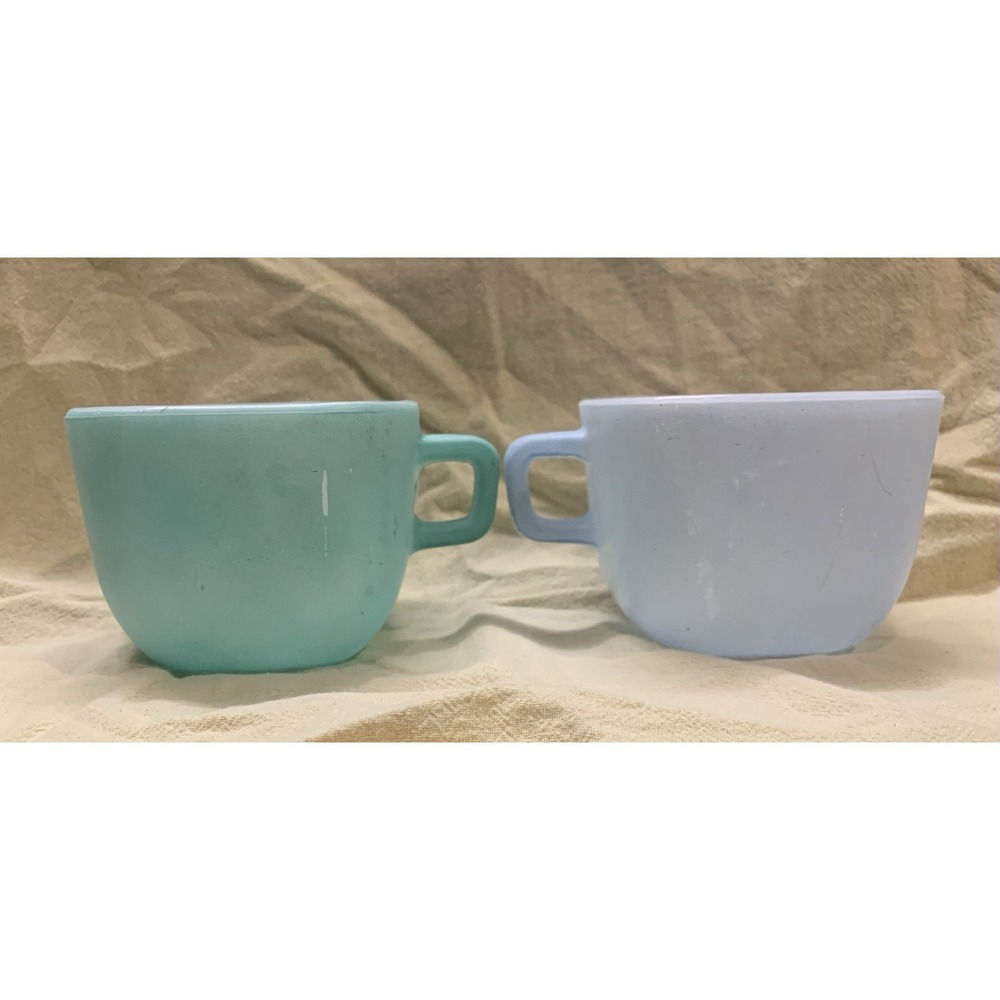 Glasbake Set Of 2 Coffee‎ Mugs Square Milk Glass Vintage U.S.A. 10 Oz J-2265